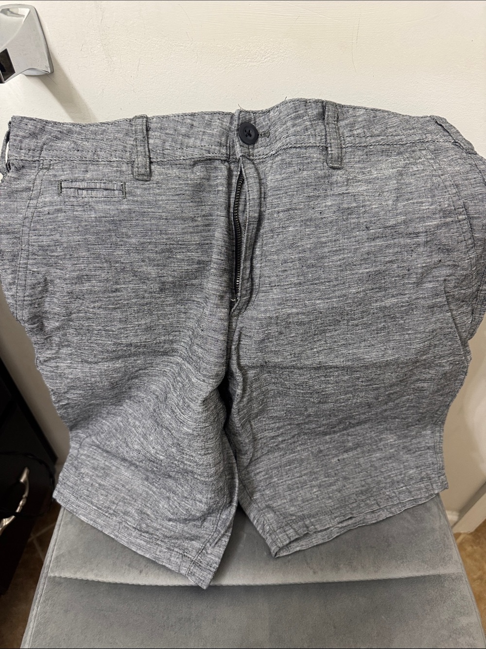 Express Men's Heather Gray Flat Front Shorts